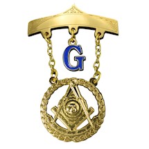 PM Swinger Jewel.  hanging G w S&C, Q & Sun wreath